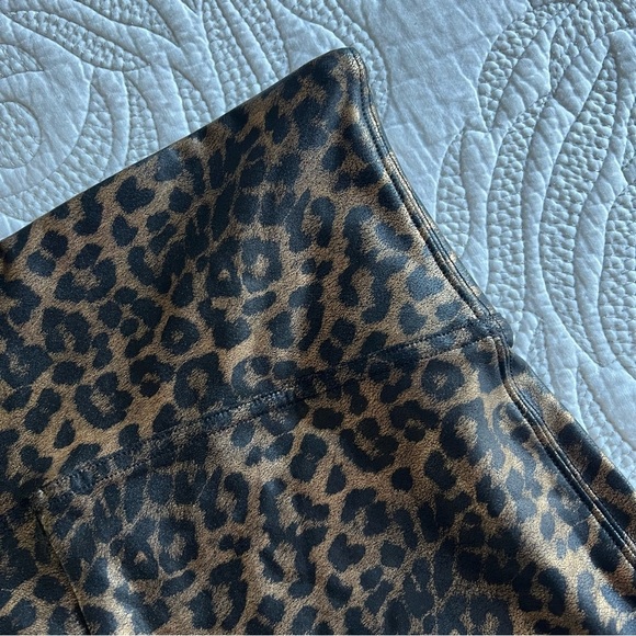 NWT - SPANX - Faux Leather Leopard Leggings in Leopard Shine - Picture 11 of 13